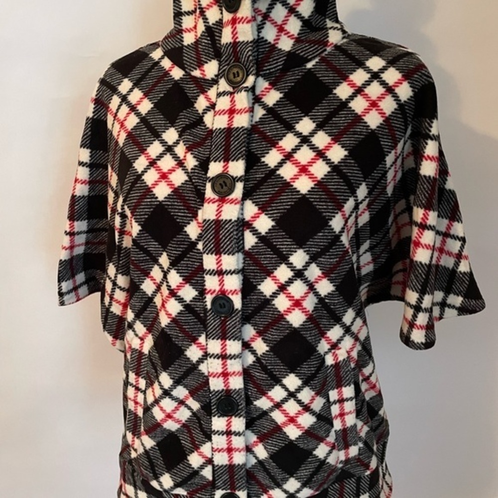 Liz Claiborne Active Black/Red/White Capped Sleeve Sweater Size Small/CH